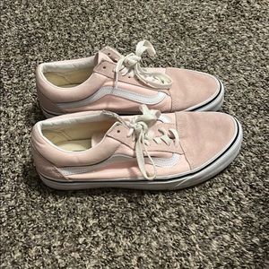 Women’s pink low top vans size 9